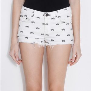 Rag & Bone: The Milo short  in Moto white